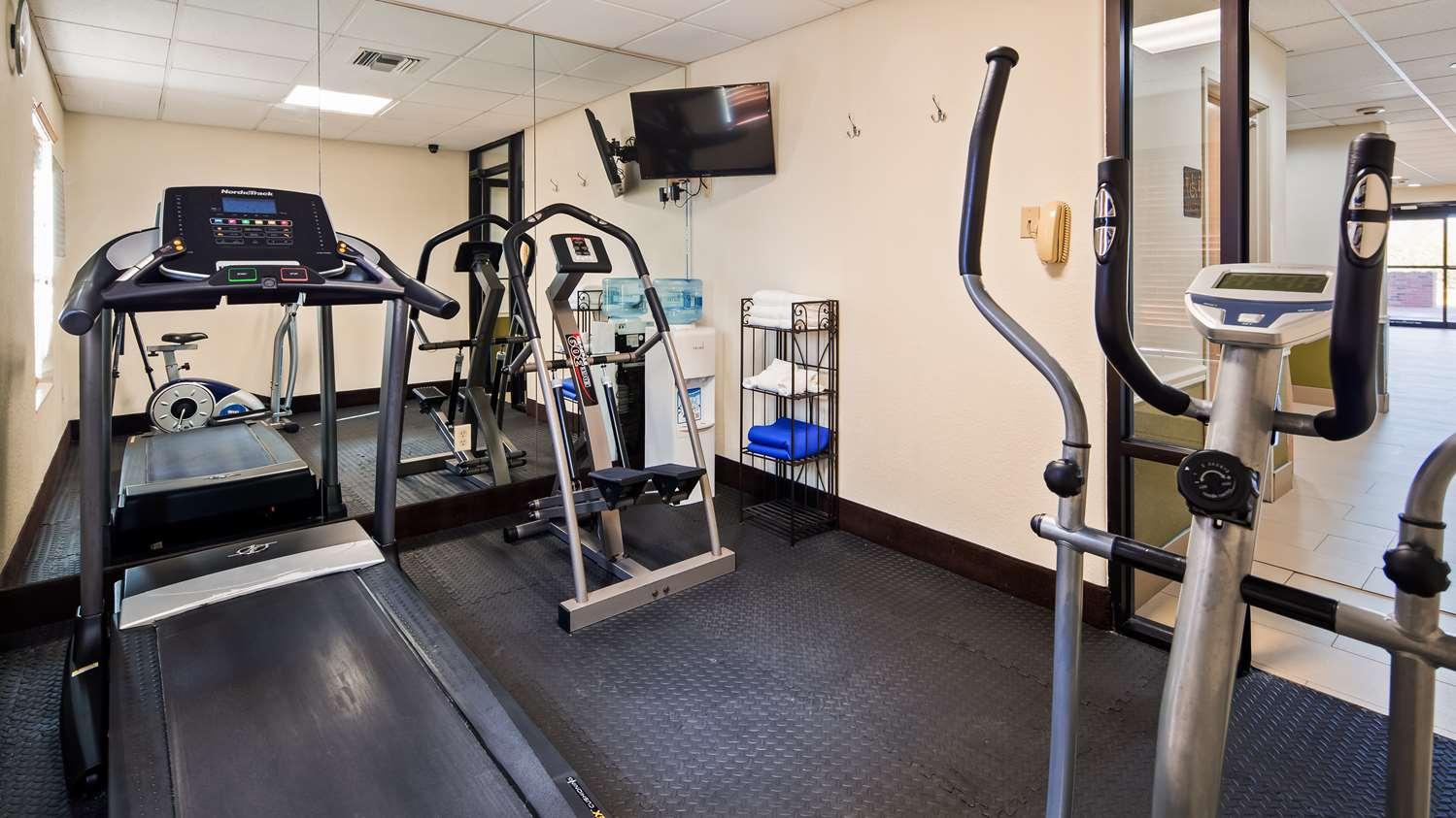 Best Western Rayne Inn Екстериор снимка