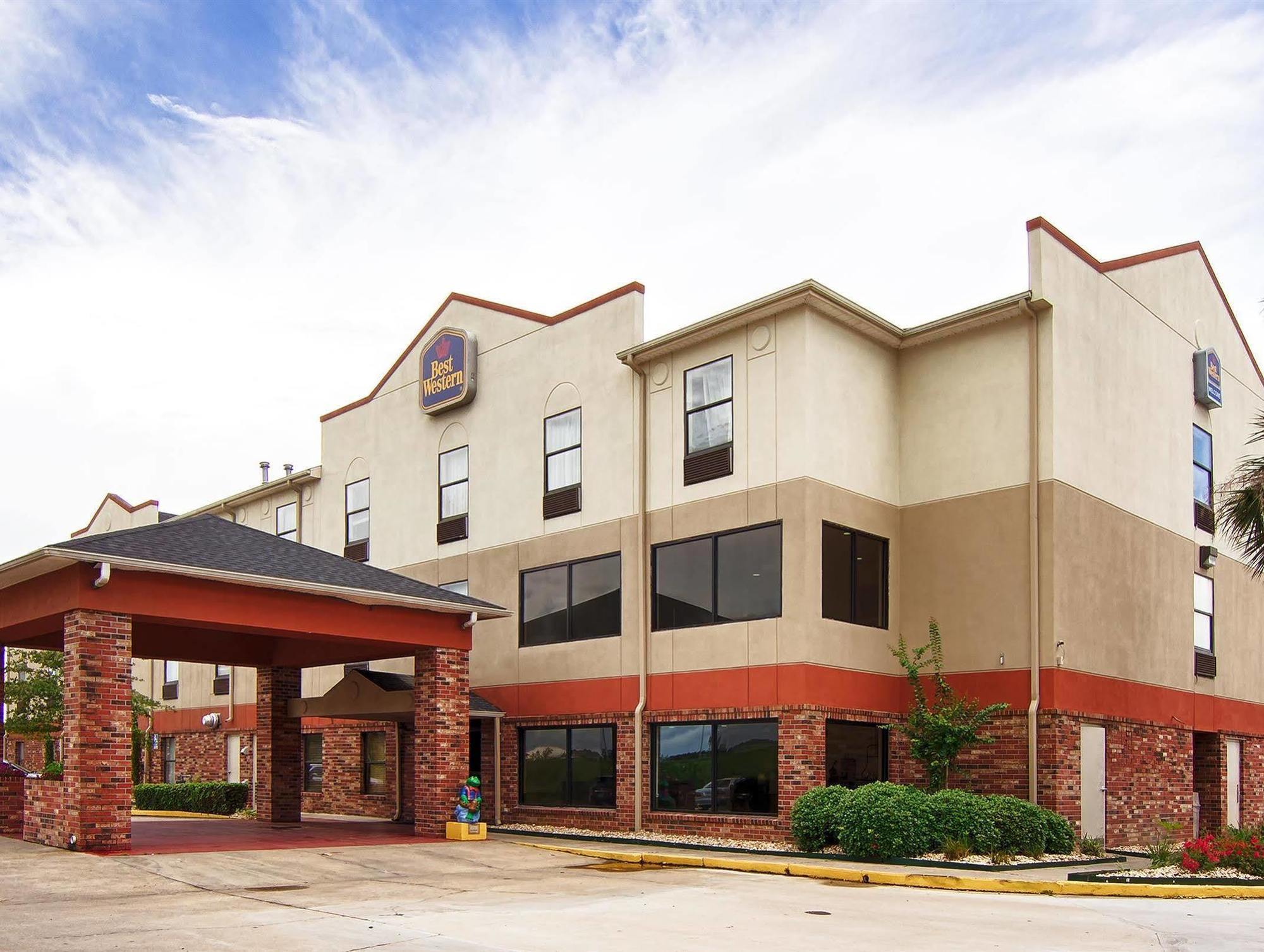 Best Western Rayne Inn Екстериор снимка